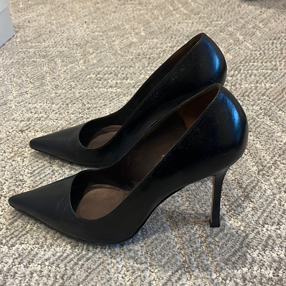Manolo 39.5 black heels